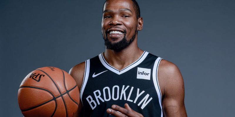 Cặp bài trùng của bếp trưởng Curry chính là Kevin Durant