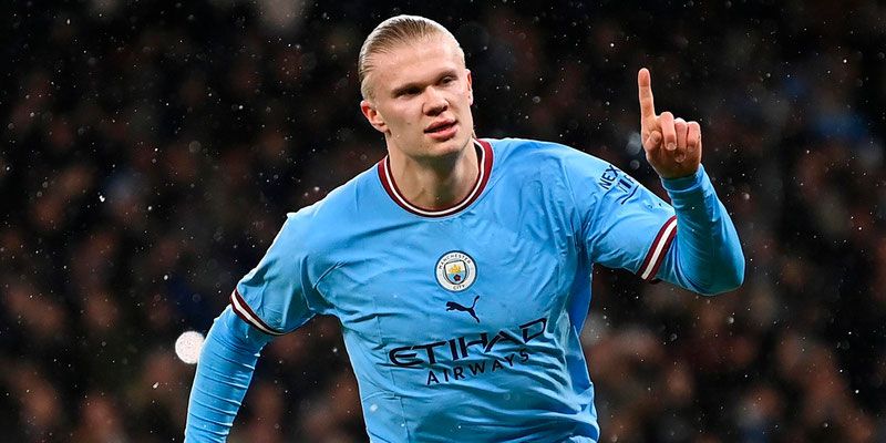 Chiến binh Viking Erling Haaland luôn là một trong top 5 cầu thủ được chờ đợi nhất năm 2025