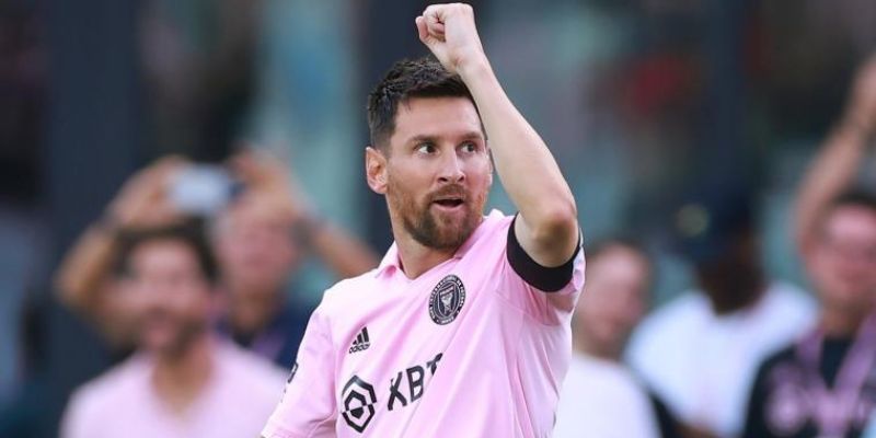 GOAT của bóng đá sẽ luôn là cái tên được săn đón